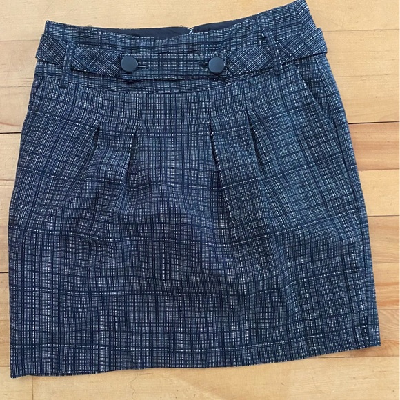 RW&CO Skirt size 4 - Picture 2 of 7